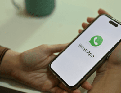 9 طرق لإصلاح مشكلة تثبيت واتساب من متجر Google play