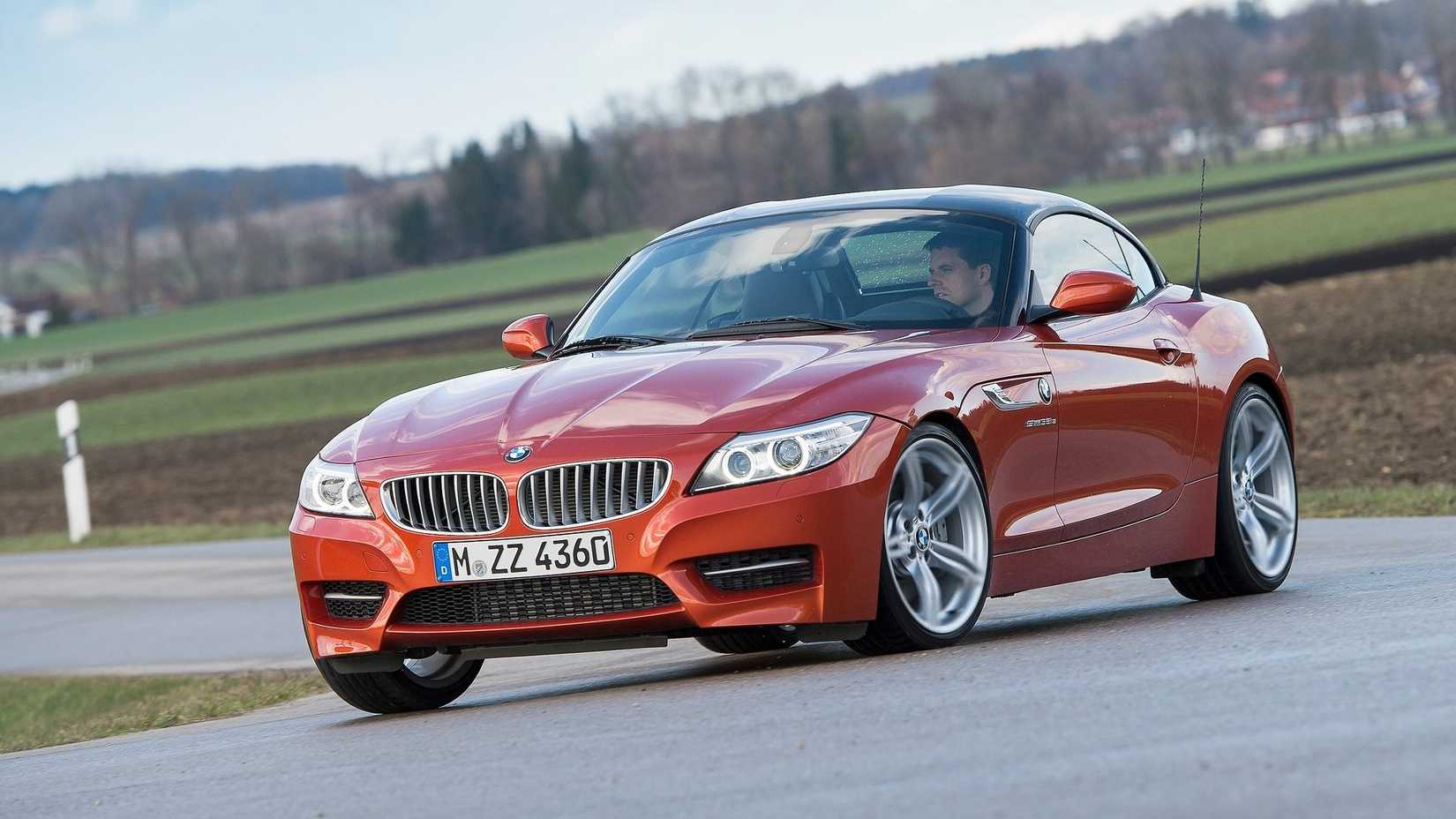 Front 3/4 action shot of a 2014 BMW Z4 