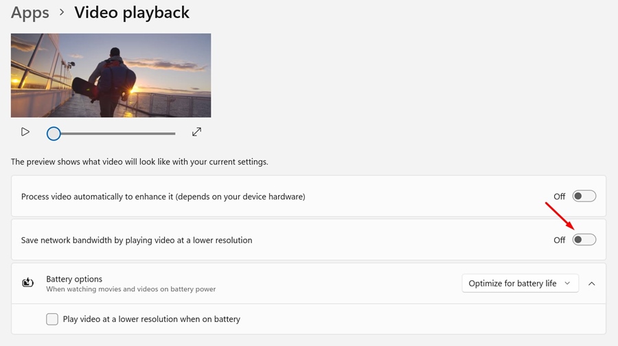 Save network bandwidth by playing video at a lower resolution.