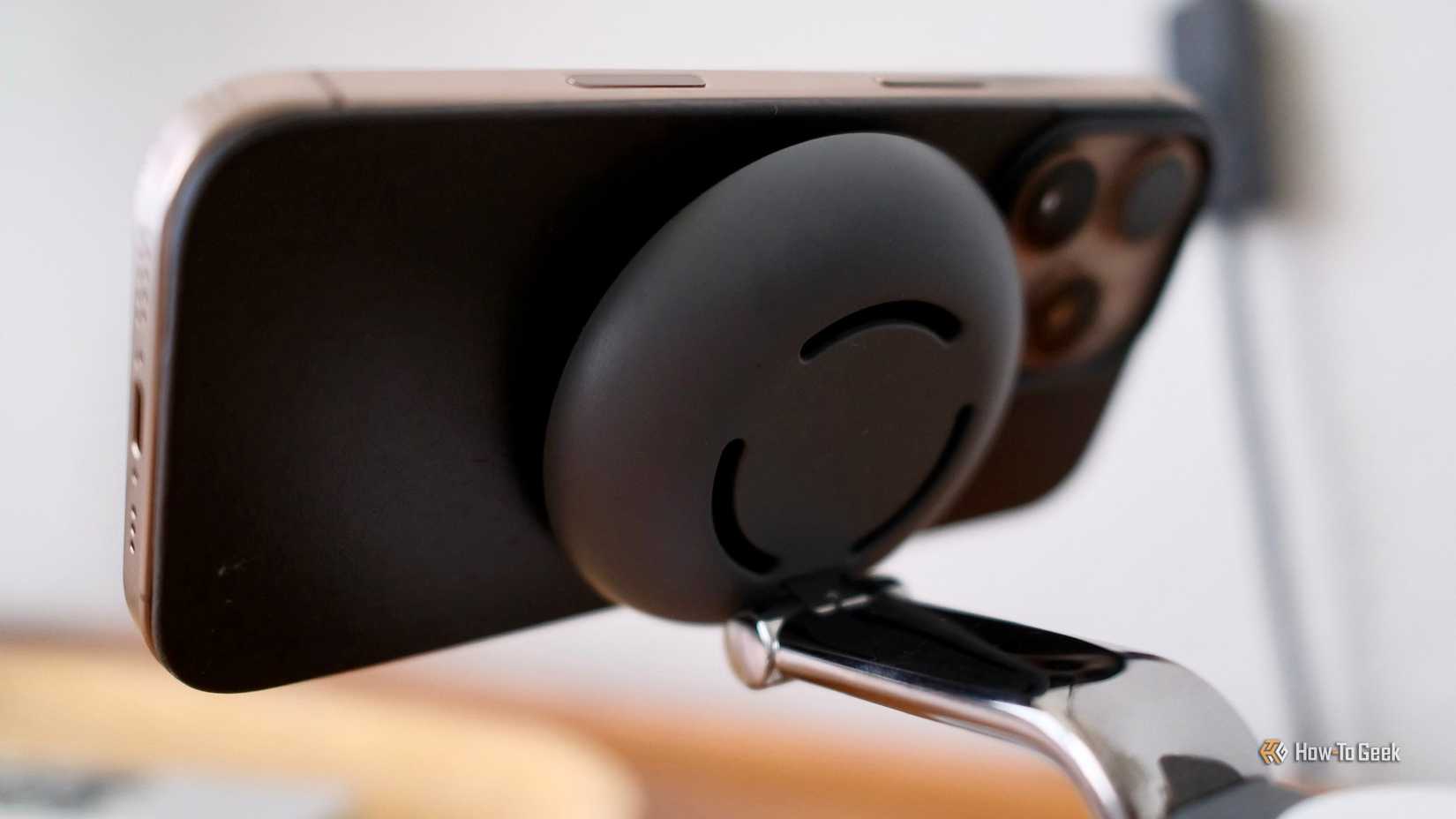 Main charger on the Belkin UltraCharge Pro 3-in-1.