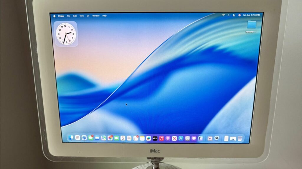 Liquid Glass: On an iMac G4 it makes beautifully well